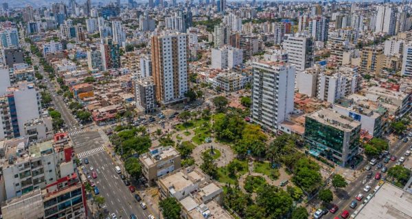 Guía para comprar departamento en Lince: ¿qué revisar antes de decidir?